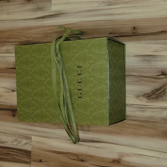 Gucci Handbags - Gucci Handbag Box